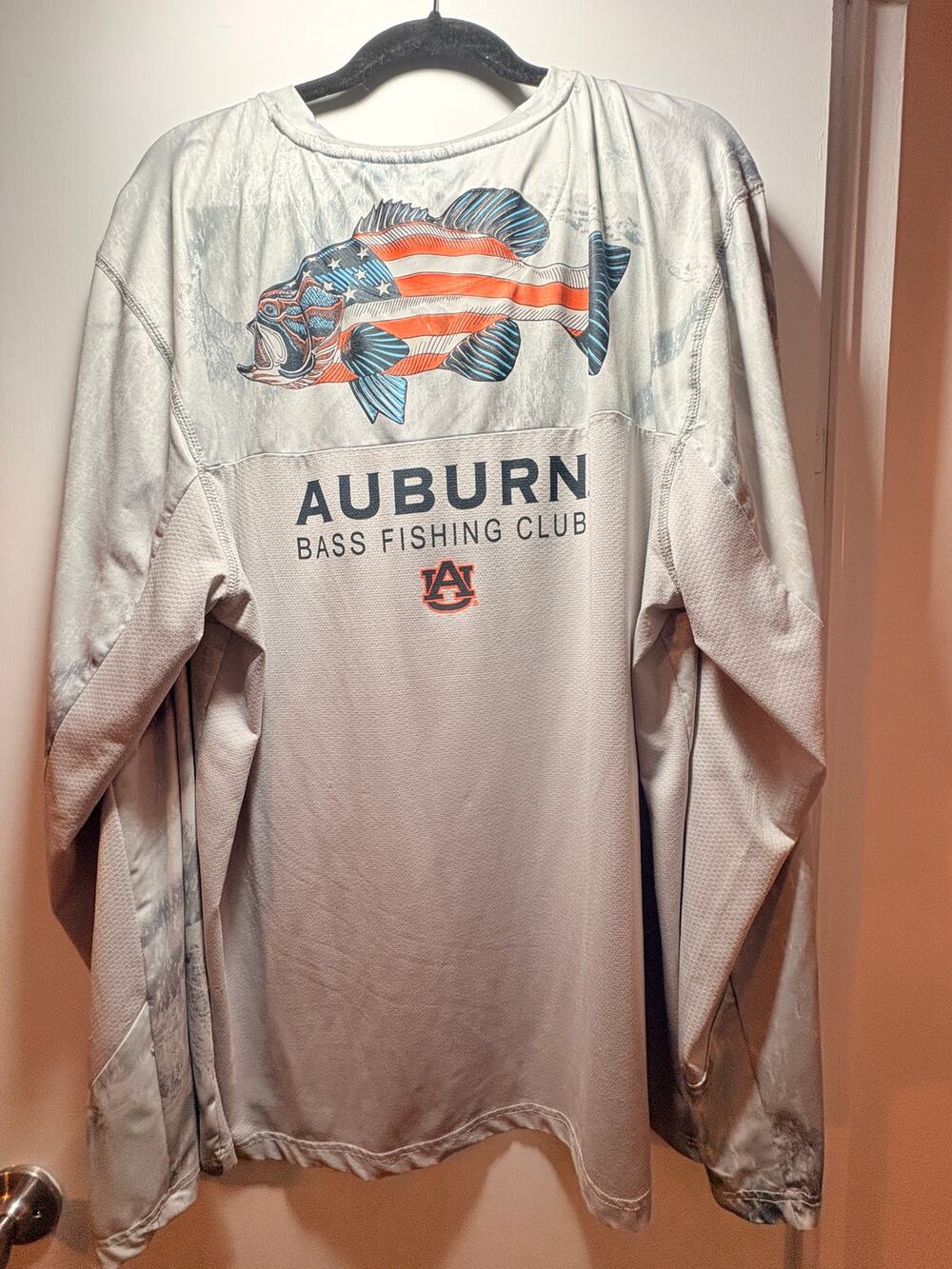 Colosseum Auburn University Bass Fishing Club XXL Realtree water camo LS